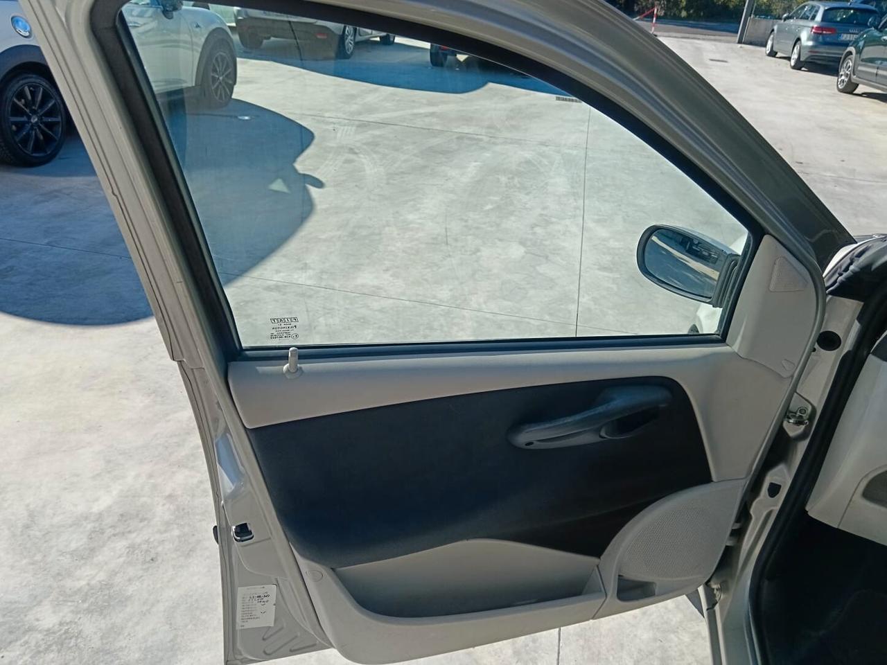 Punto 1.2 GPL 5 PORTE