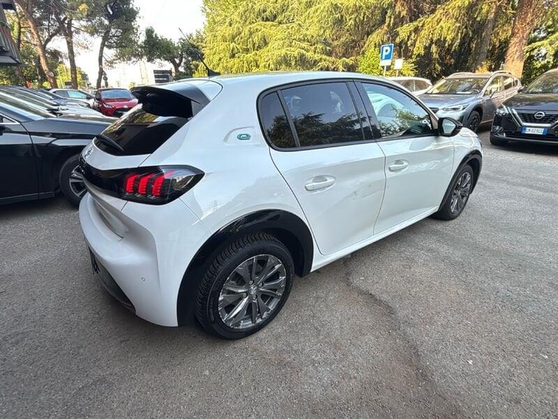 Peugeot e-208 Allure e 136cv