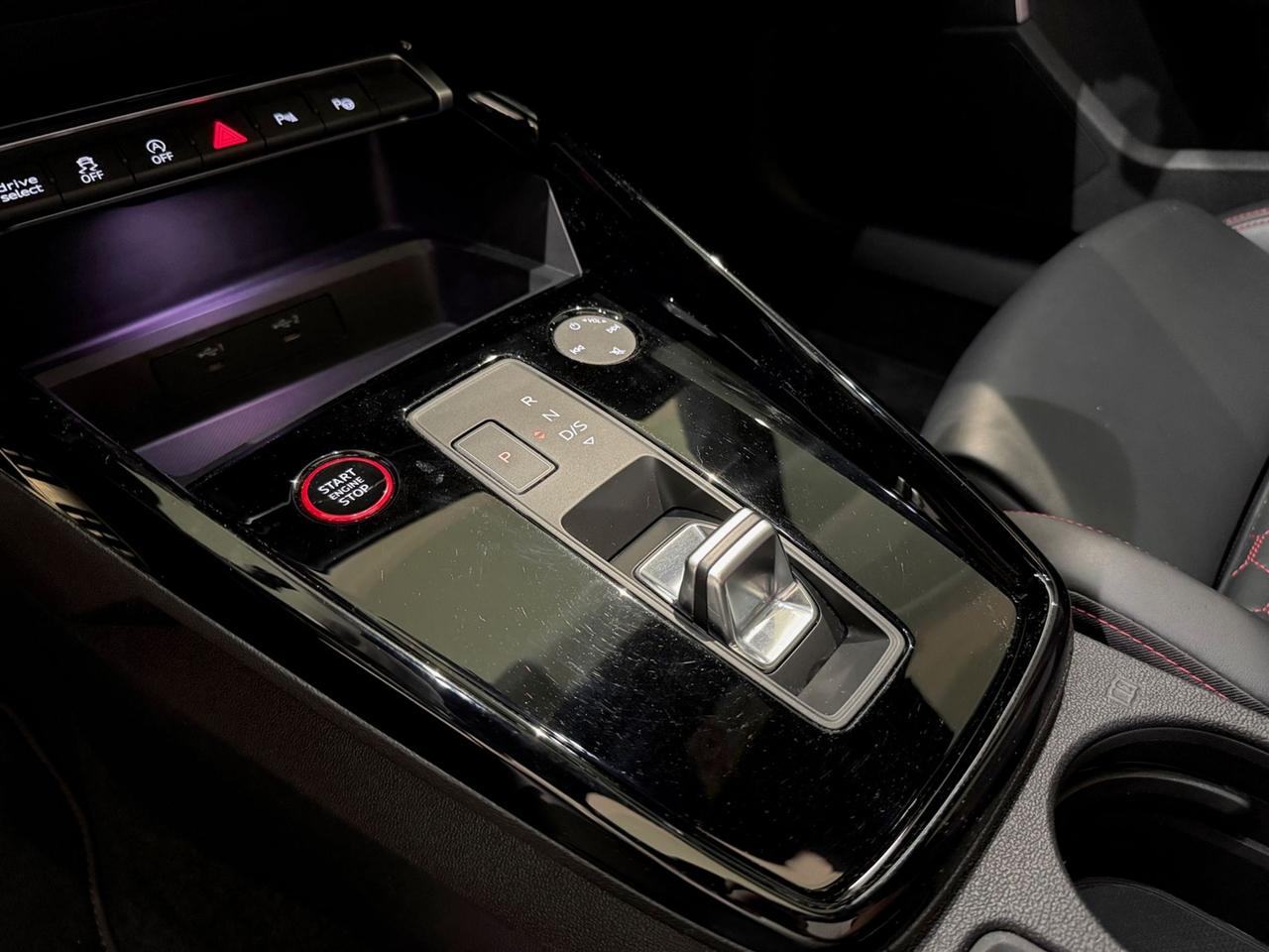 AUDI A3 IV 2020 Sportback RS3 Sportback 2.5 tfsi quattro s-tronic - GOMME NUOVE!