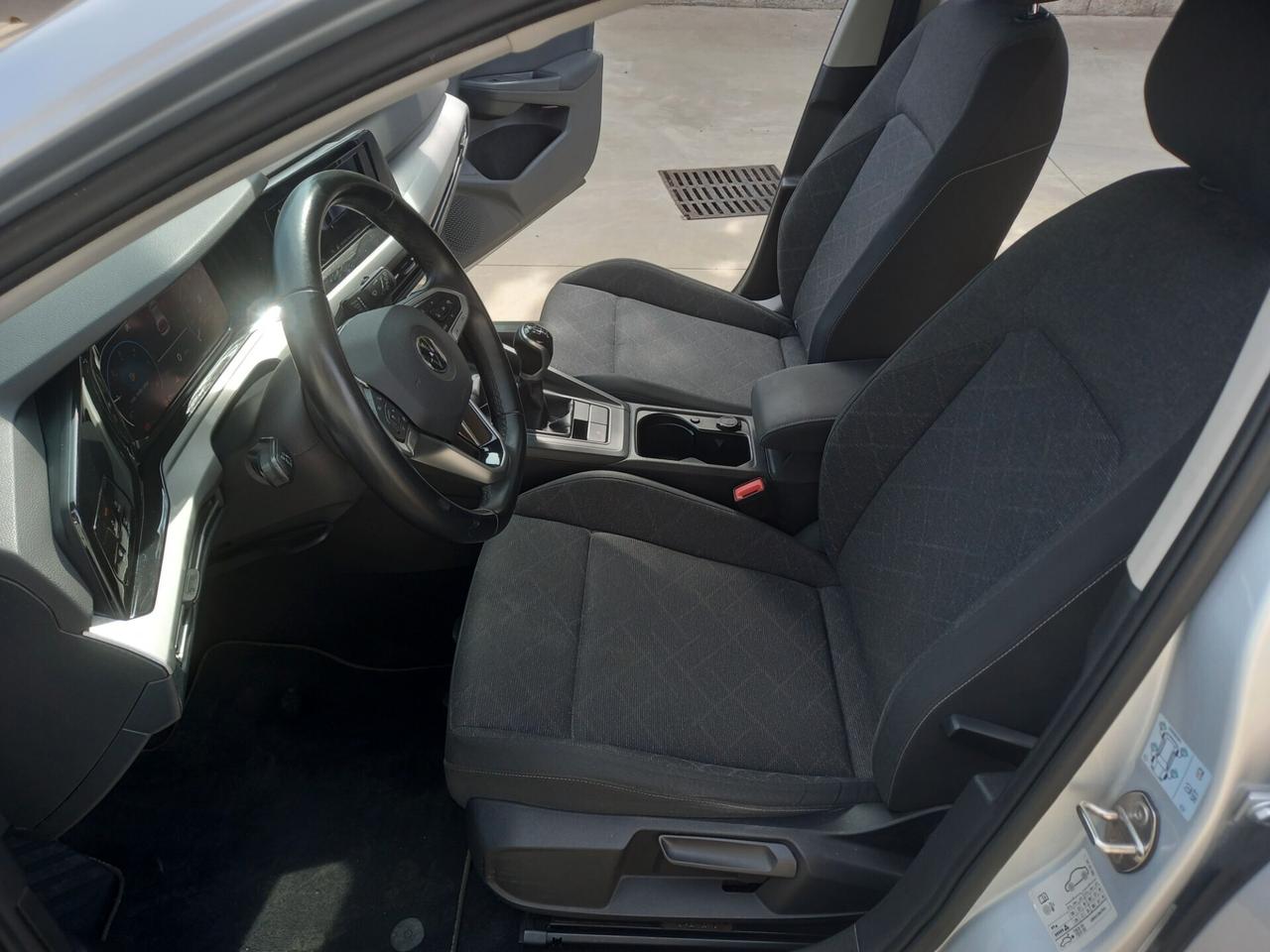 Volkswagen Golf 8 2.0 TDI 2021
