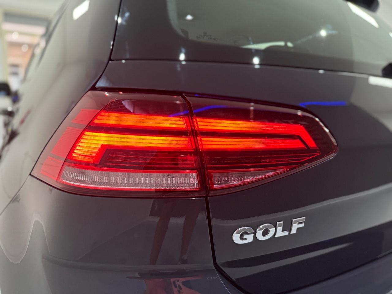 Volkswagen Golf 1.6 TDI 115 CV DSG Execut. *COCKPIT