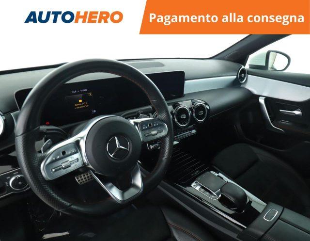 MERCEDES-BENZ A 180 d Automatic Premium