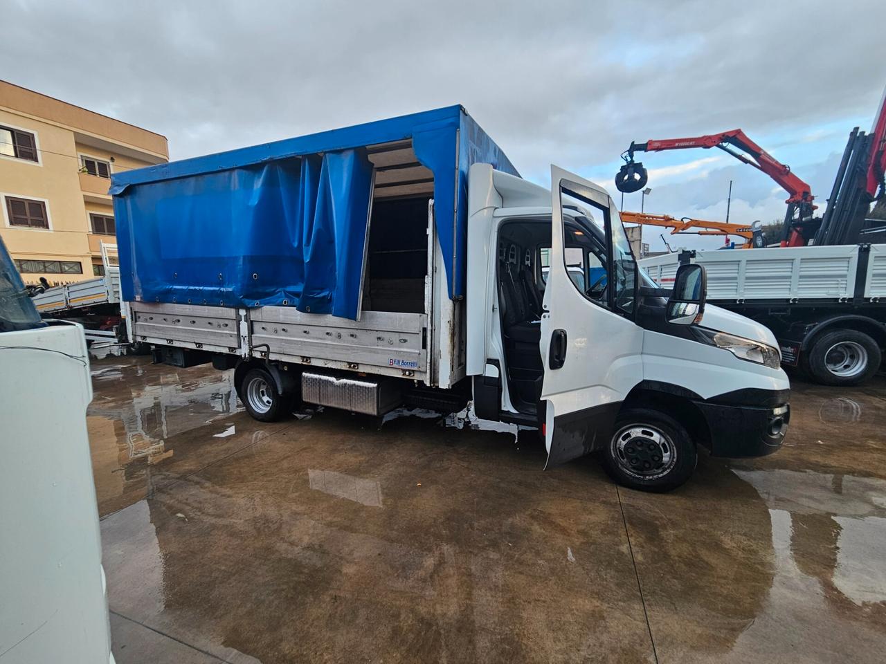 IVECO DAILY 35-150 EURO 6 CENTINATO-2018