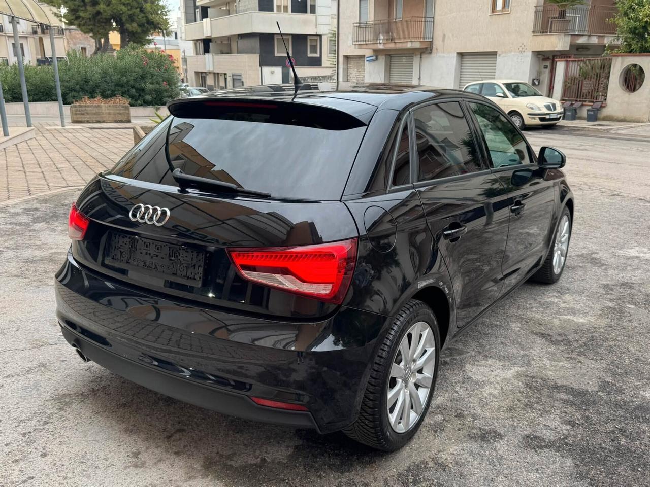 AUDI A1 SPB 1.6 TDI 116 CV SPORT FULL PERFETTA