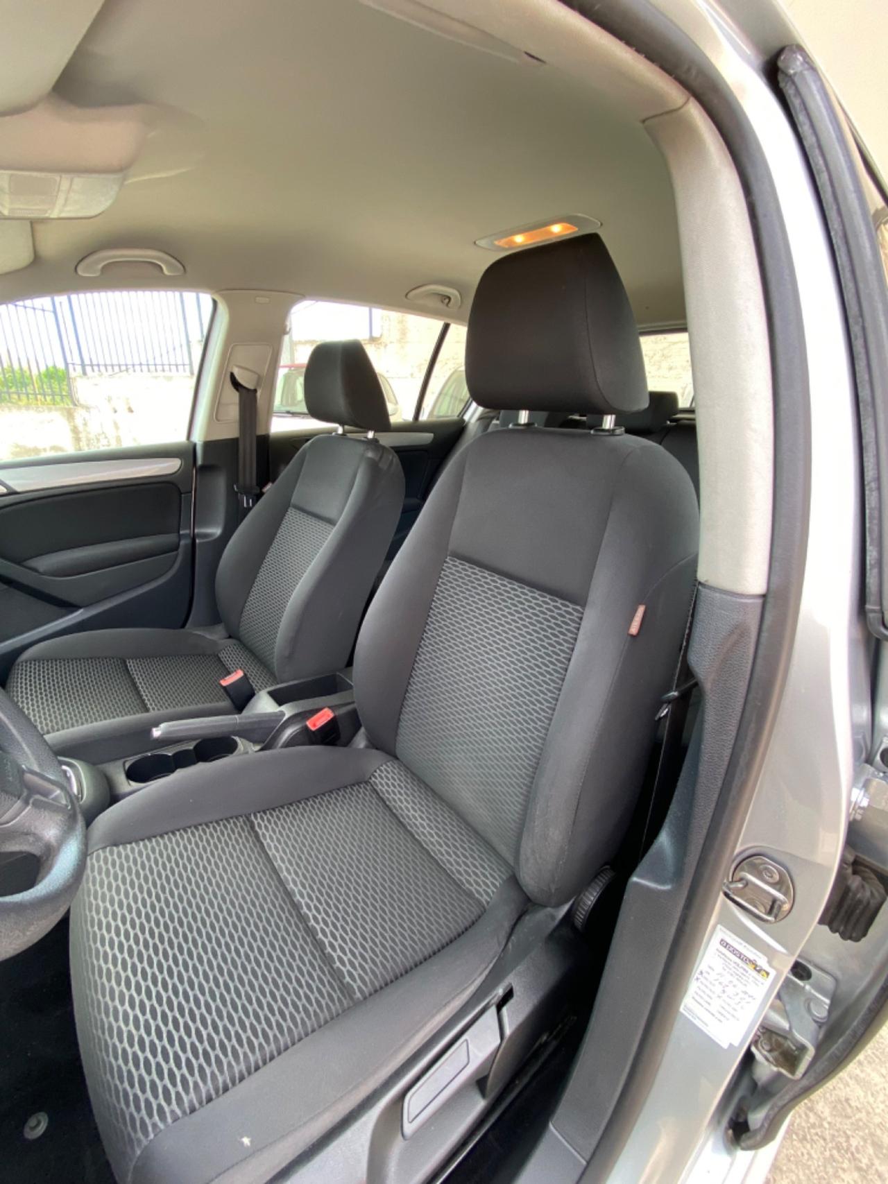 Volkswagen Golf 1.6 TDI DPF 5p. Sport Edition