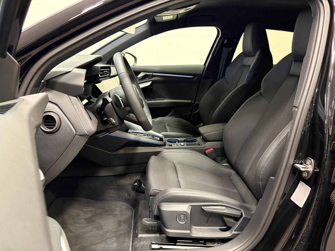 AUDI A3 SPORTBACK TFSI S-TRONIC S-LINE EDITION