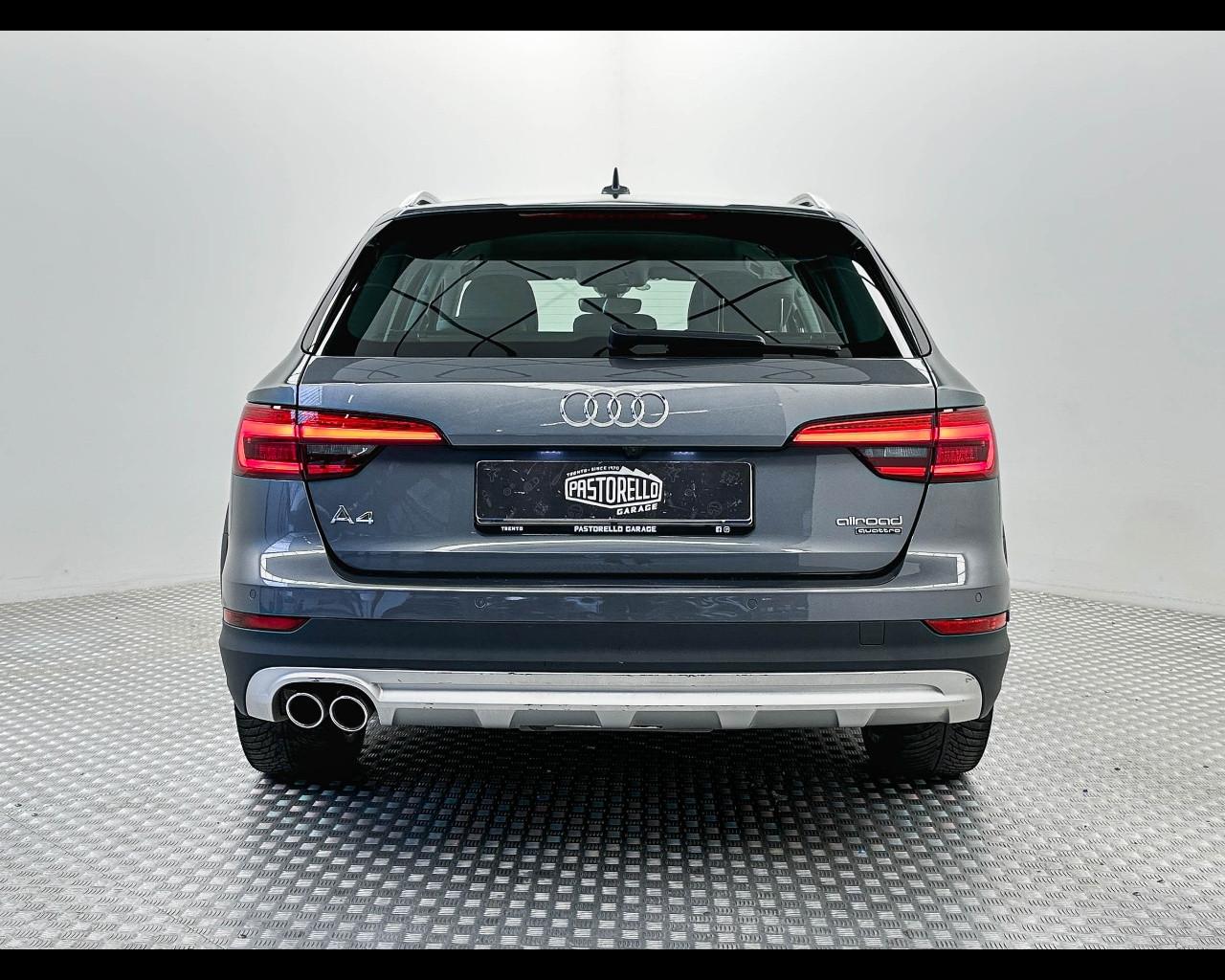 AUDI A4 allroad 2ª serie - A4 allroad 3.0 TDI 272 CV tiptronic