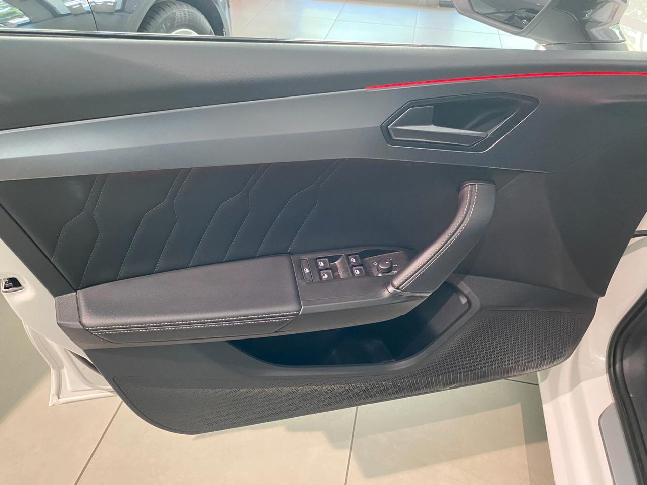 Cupra Leon Sportstourer 1.5 Hybrid 150 CV DSG