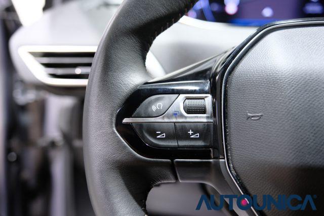 PEUGEOT 3008 PURETECH TURBO 130 S&S ALLURE PACK FARI LED