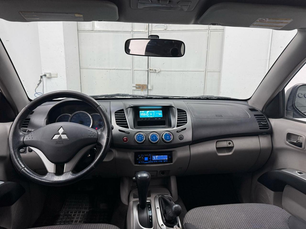 Mitsubishi L200 2.5 DI-D/136CV Club Cab Invite