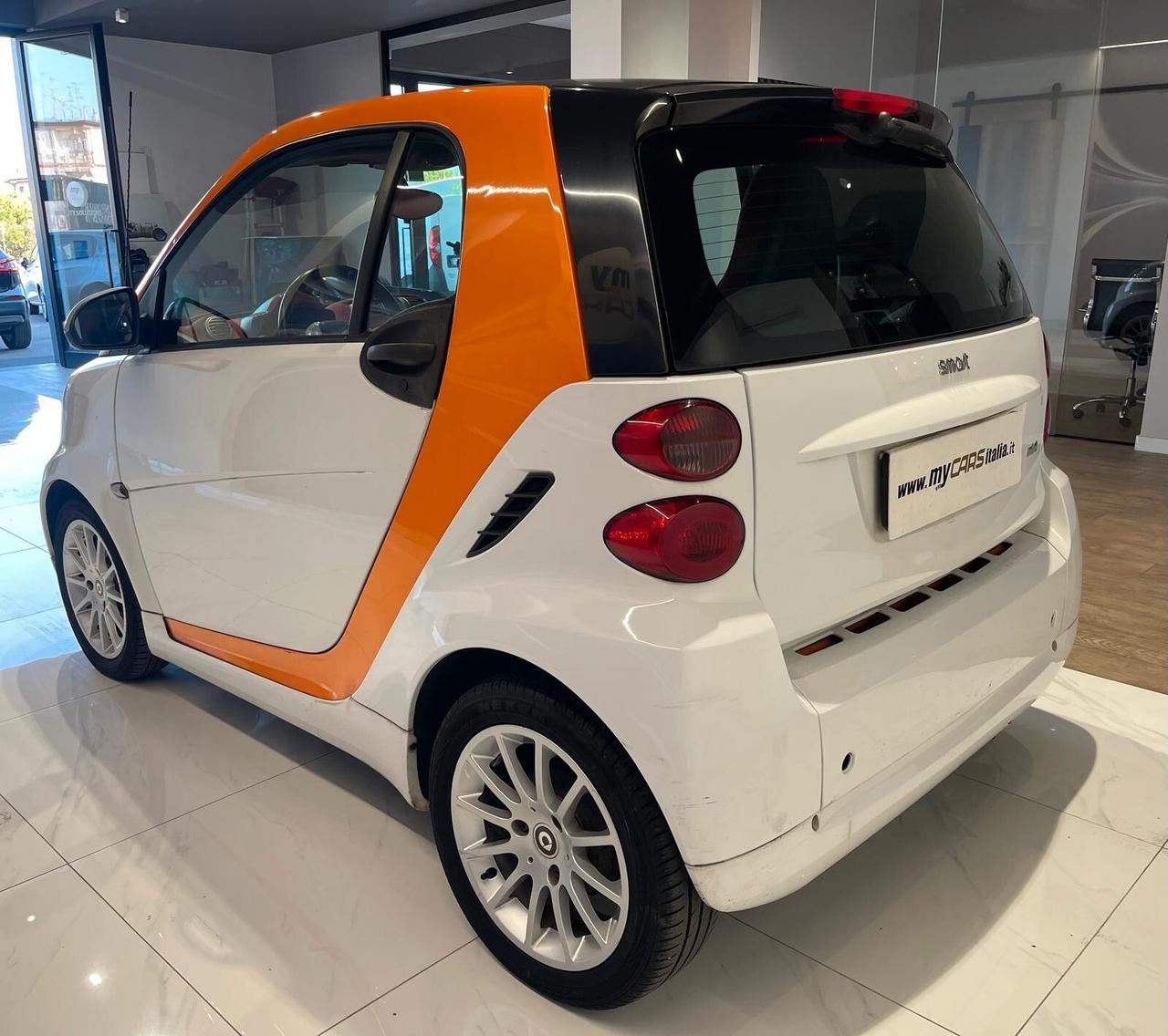 Smart ForTwo 1000 52 kW MHD coupé passion
