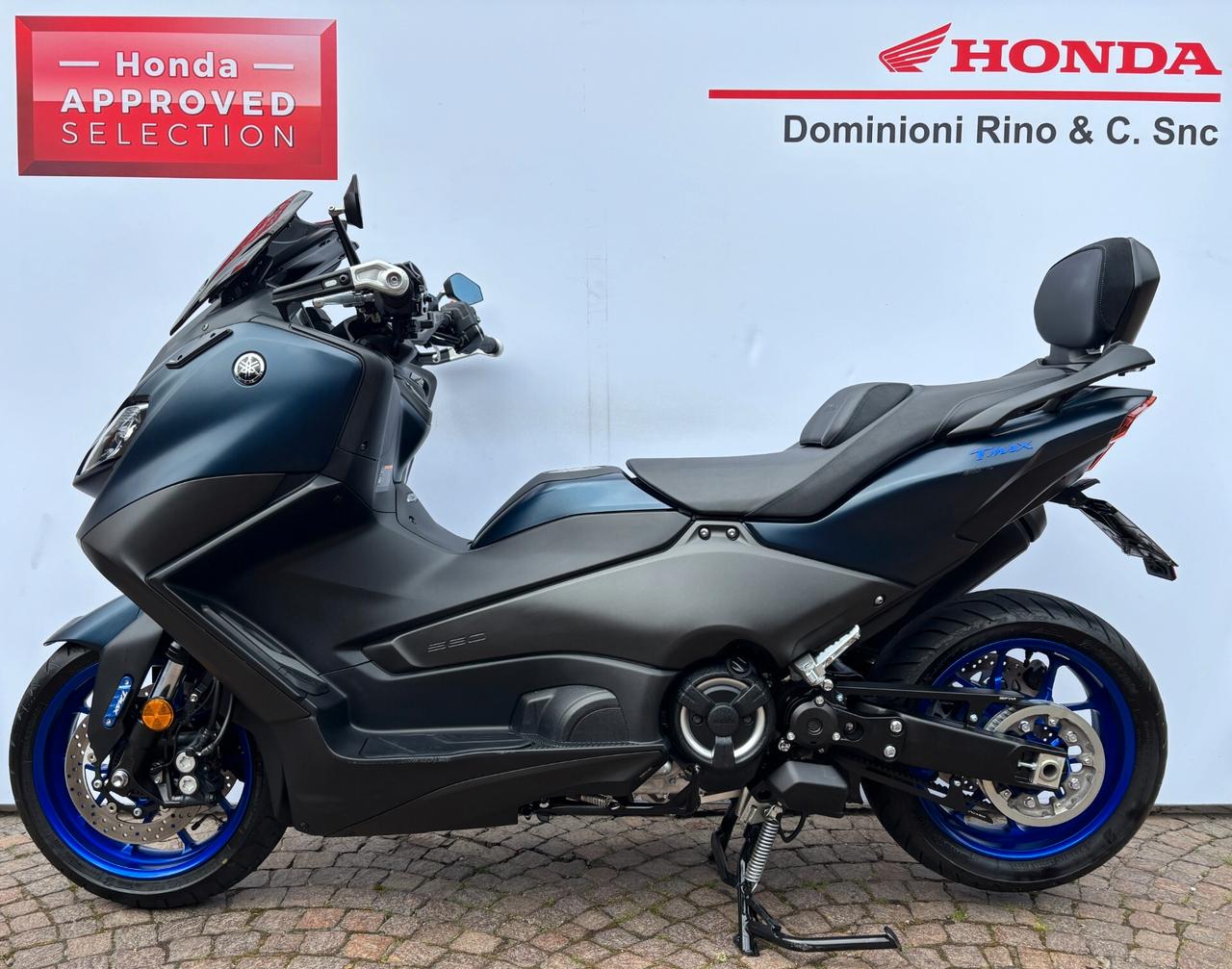 Yamaha T Max 560