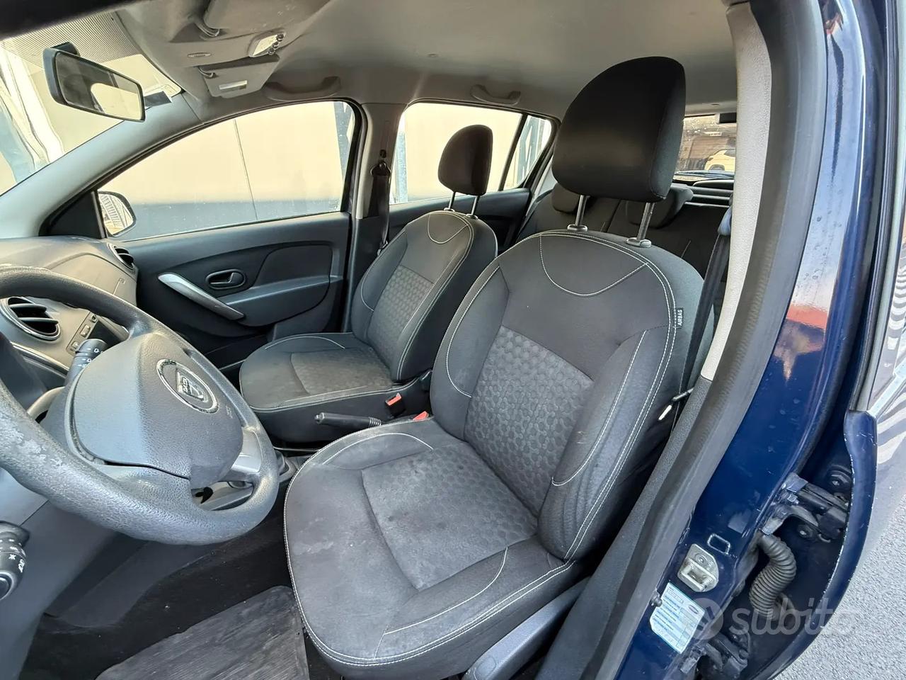 Dacia sandero del 2014, solamente 57 mila Km