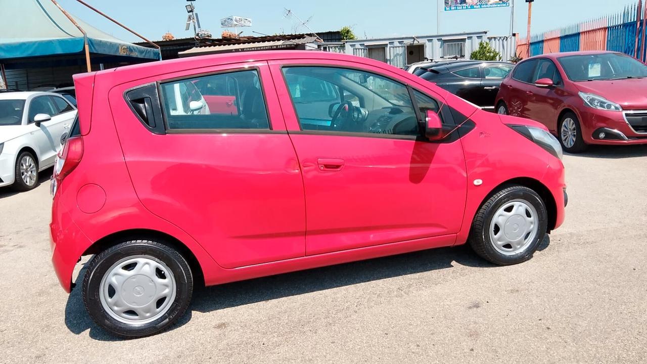 Chevrolet Spark 1.0 benzina neo patentati