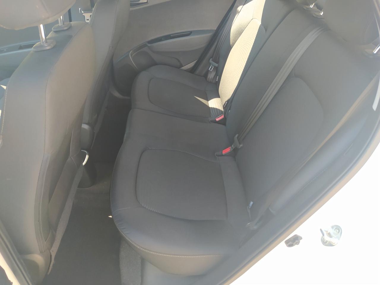 Hyundai i10 1.0 MPI Style A/T Neopatentati