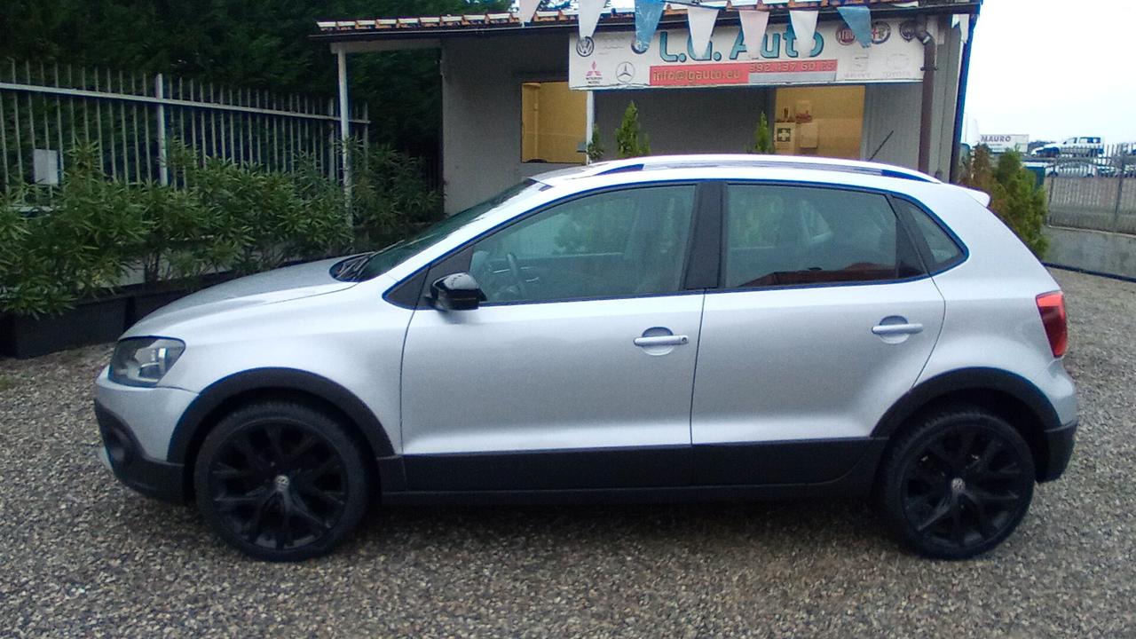 Volkswagen Polo Cross 1.2 TSI BlueMotion Adatta a Neopatentati