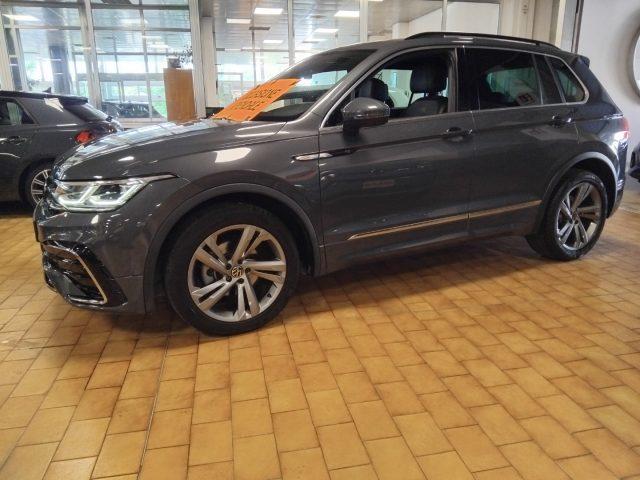 VOLKSWAGEN Tiguan 2.0 TDI 150 CV DSG R-Line 19"