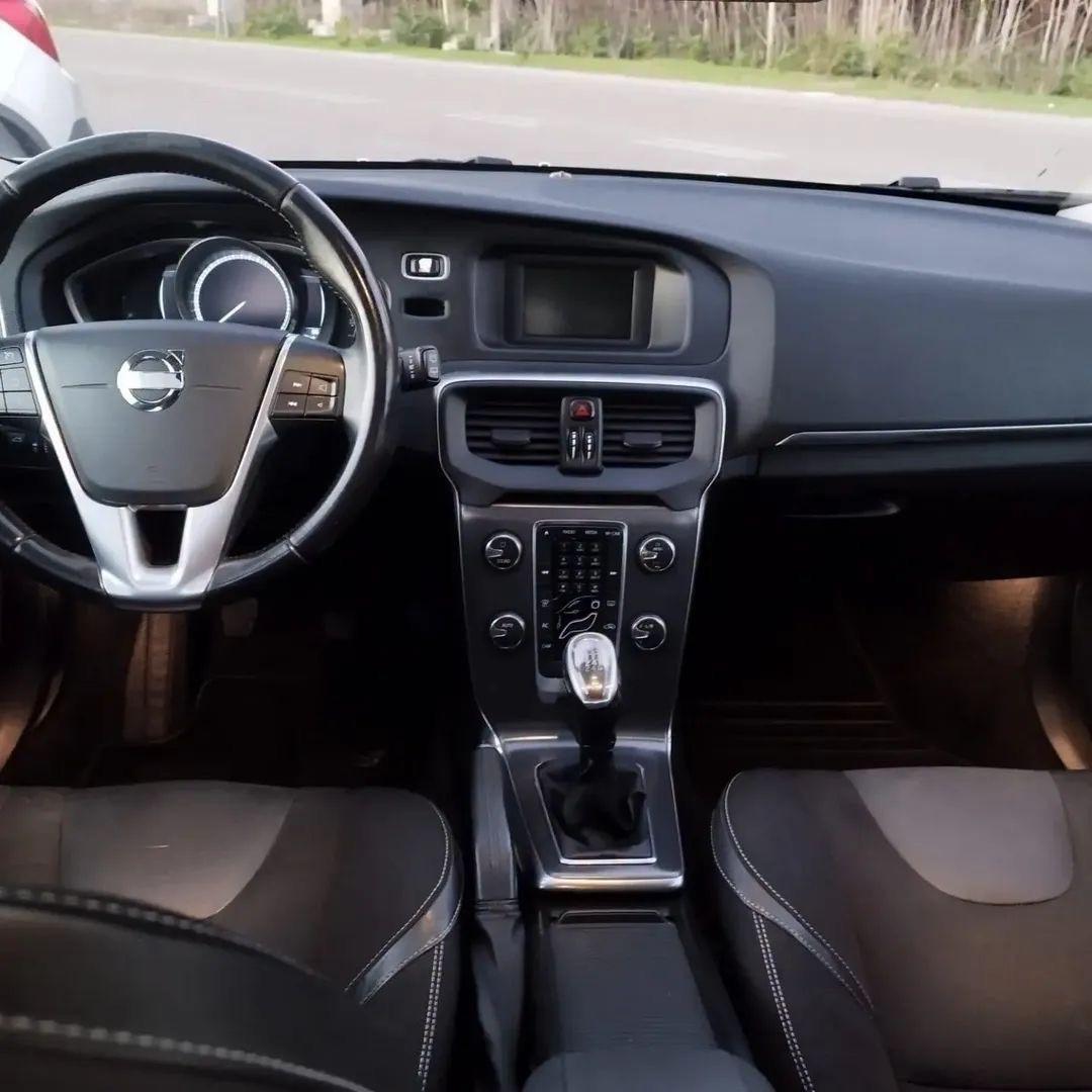 Volvo V40 D2 1.6 Summum