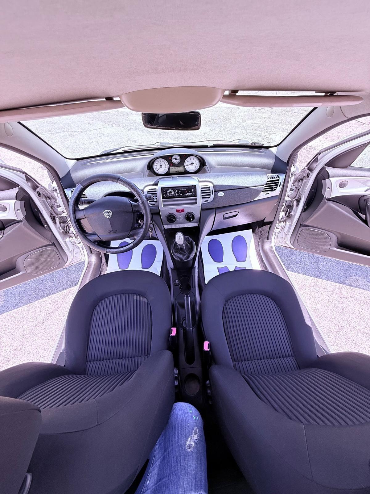 Lancia Ypsilon 1.2 GPL Ok neopatentati