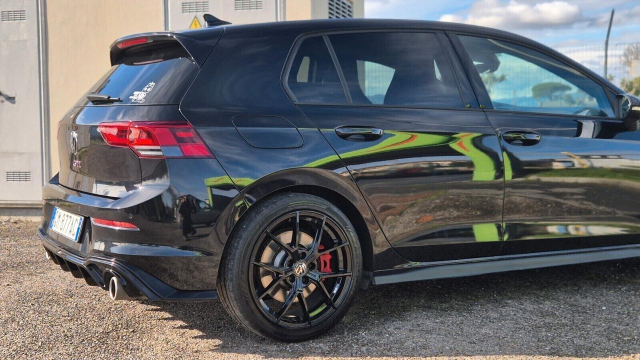 Volkswagen Golf GTI8 2.0 TSI