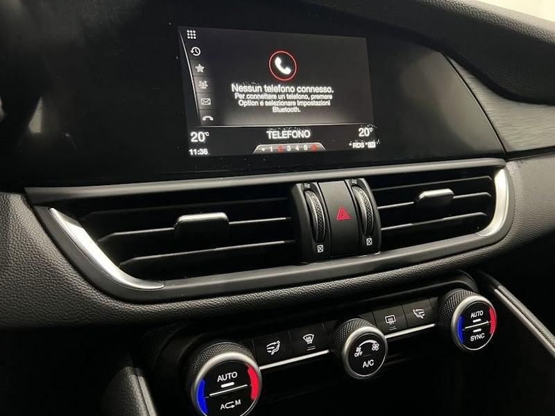 Alfa Romeo Giulia 2.2 Turbodiesel 150 CV AT8