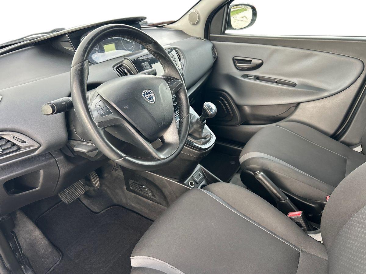 LANCIA Ypsilon III 2015 - Ypsilon 0.9 t.air Gold s&s 85cv dfn