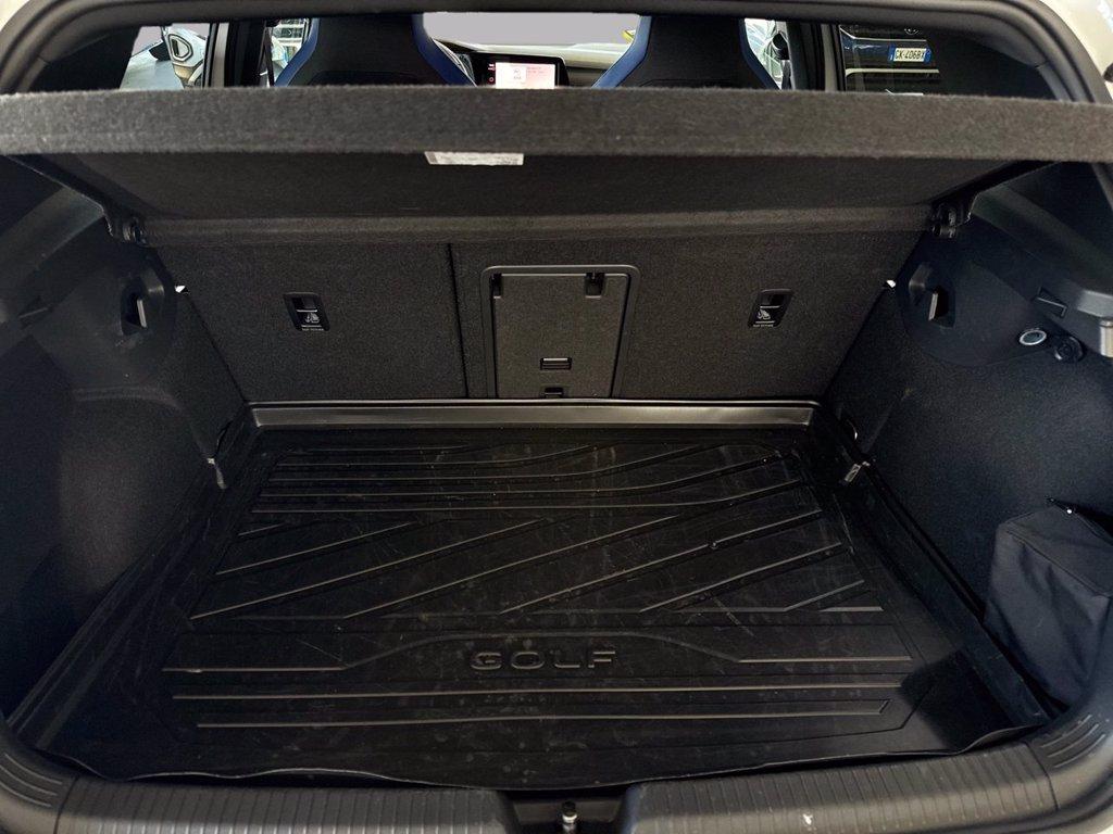 VOLKSWAGEN Golf 1.4 gte dsg del 2023