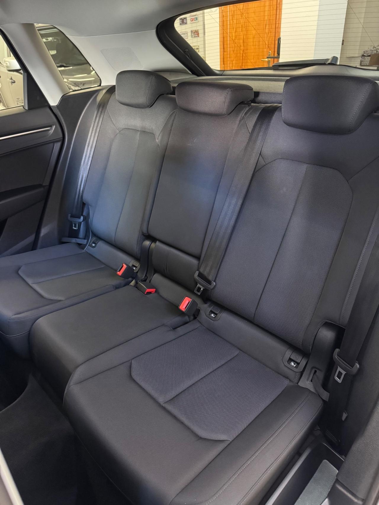 Audi Q3 35 TDI S tronic S Line Edition