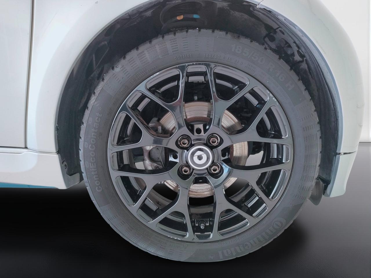 SMART Fortwo III 2015 - Fortwo 0.9 t Urbanrunner 90cv twinamic