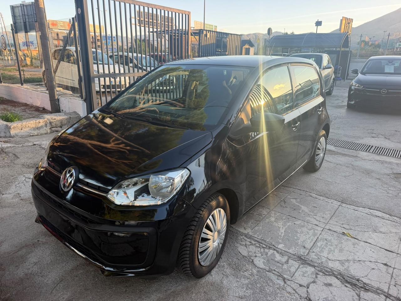 Volkswagen up! 1.0 5p. move