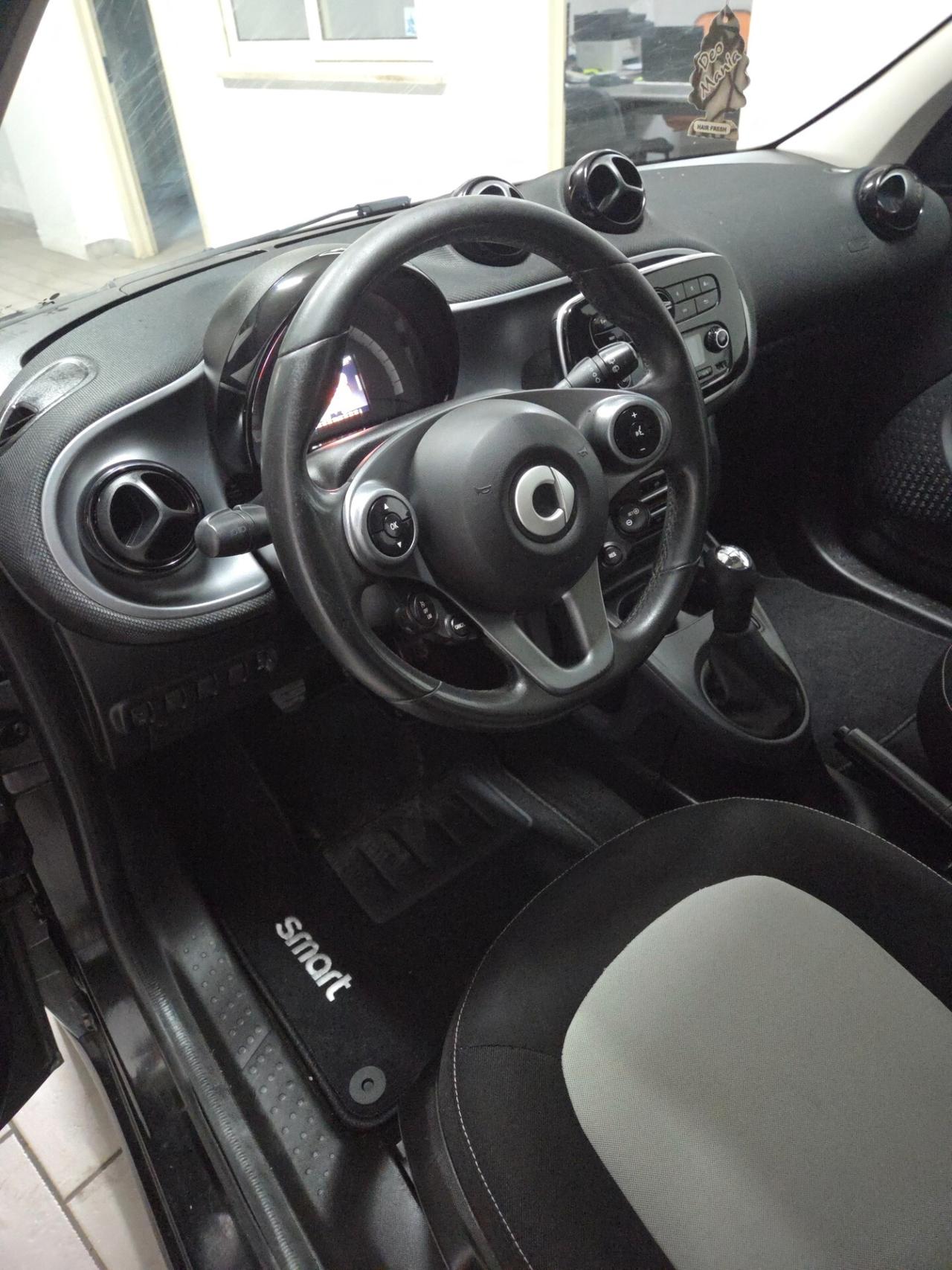 Smart ForFour 70 1.0 Prime