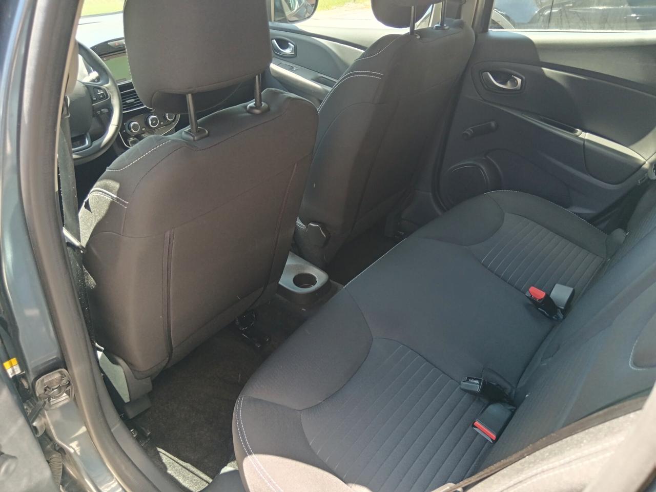 Renault Clio 1.2 75CV LIMITED NUOVISSIMA