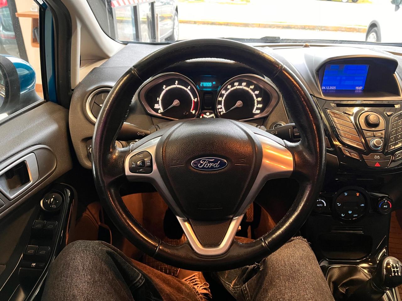 Ford Fiesta 1.5 TDCi 75CV 5 porte Titanium
