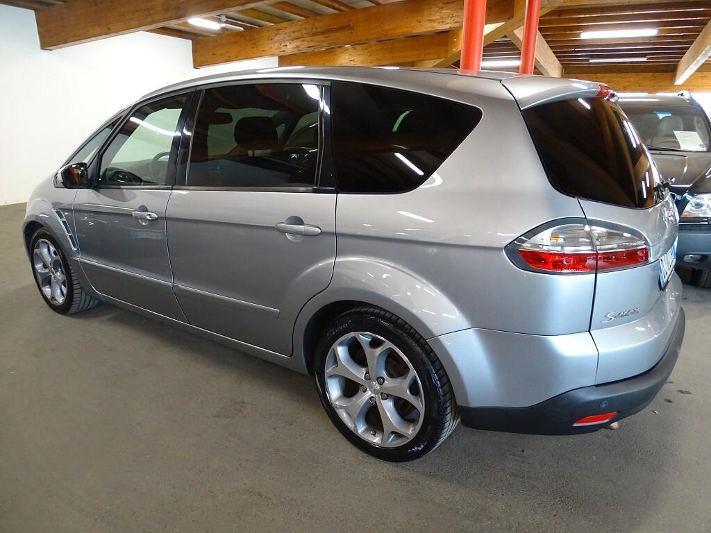 Ford S-Max 2.0 TDCi 140CV 7 posti Neopatentati