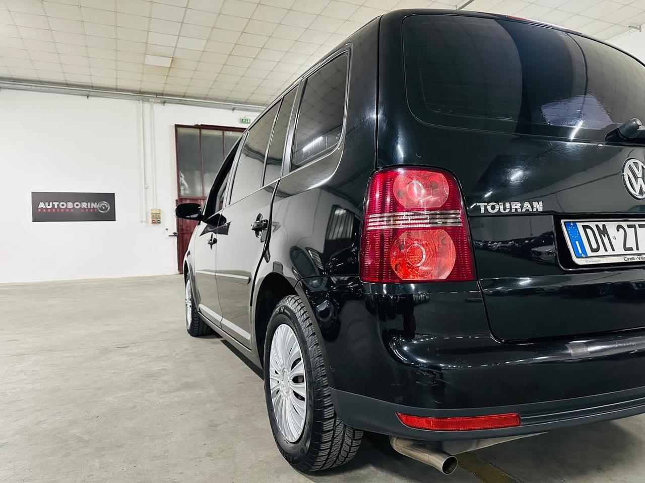 Volkswagen Touran 2.0 Highline Ecofuel 7 posti