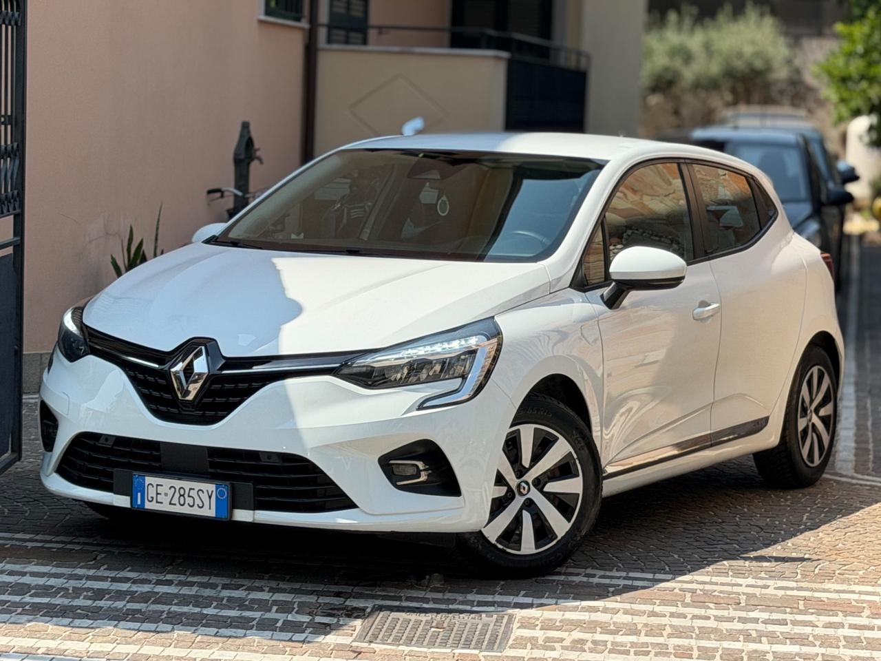 Renault Clio Full Hybrid E-Tech 140 CV 5 porte R.S. Line
