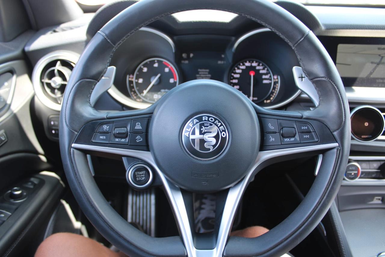 Alfa Romeo Stelvio Tua A SOLI 338€ al mese Anticipo Zero