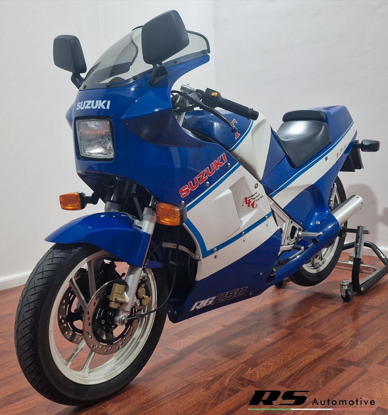 Suzuki RG 250 GAMMA