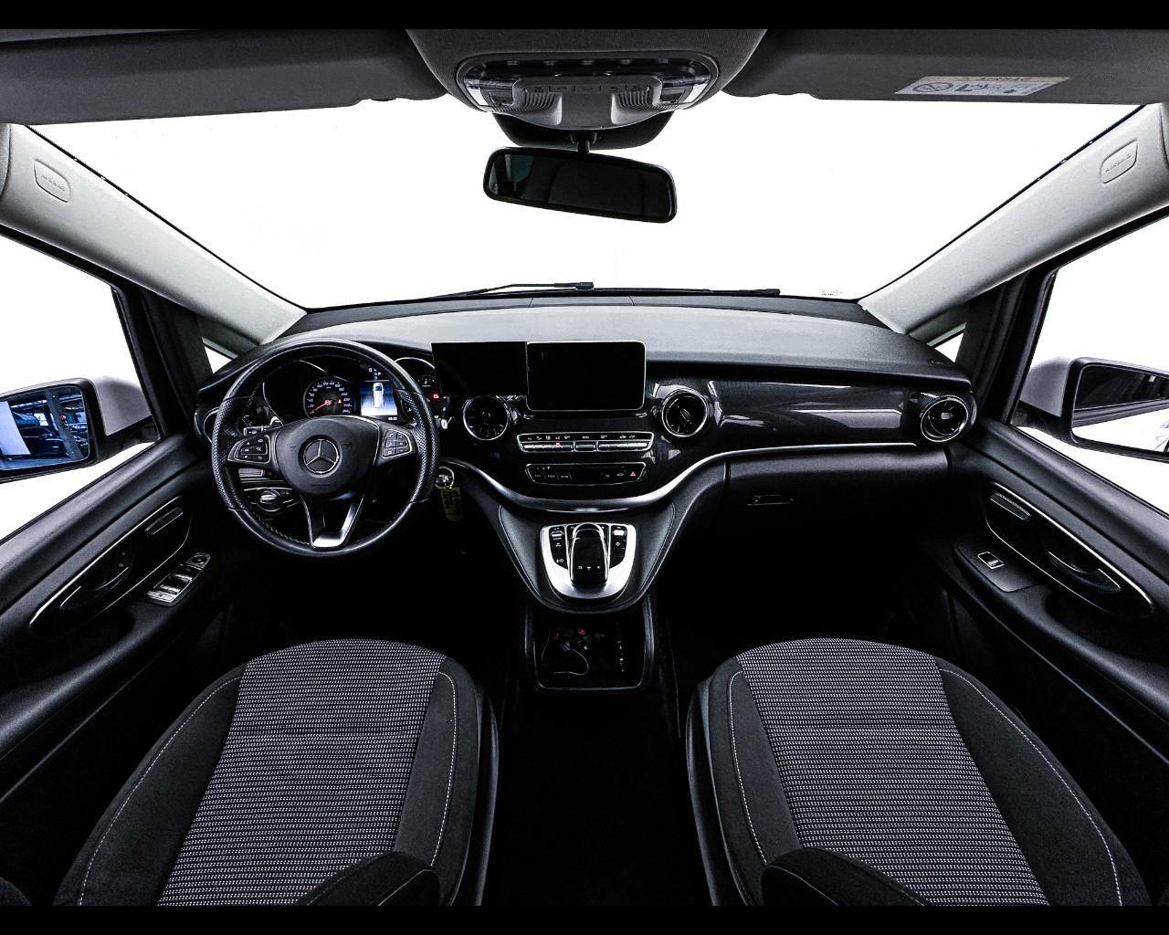 Mercedes-Benz Classe V (W447) - V 220 d Automatic 4Matic Executive Compact