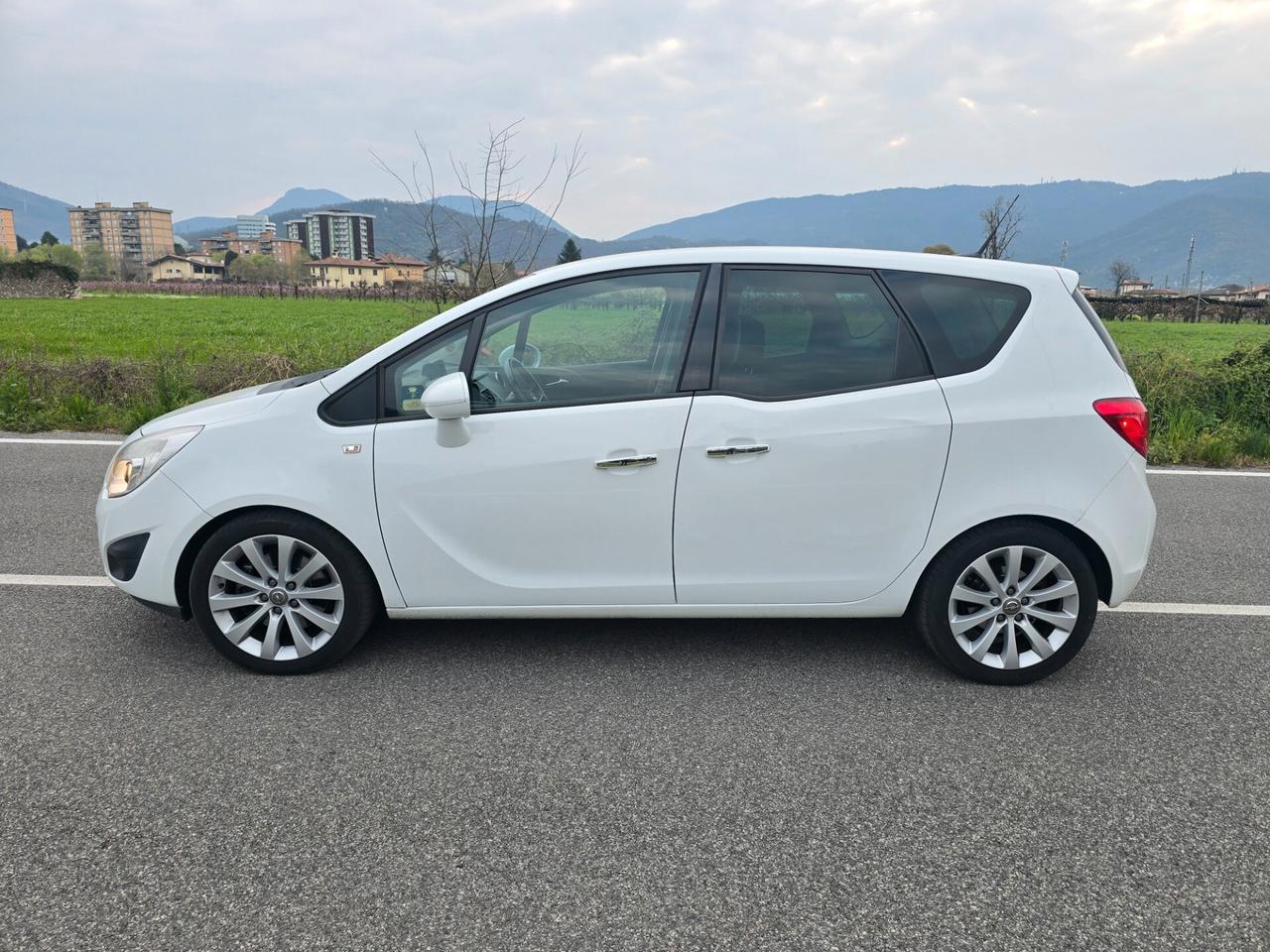 OPEL MERIVA 1.7 CDTI AUTOMATICO "OK PER NEOPATENTATI"