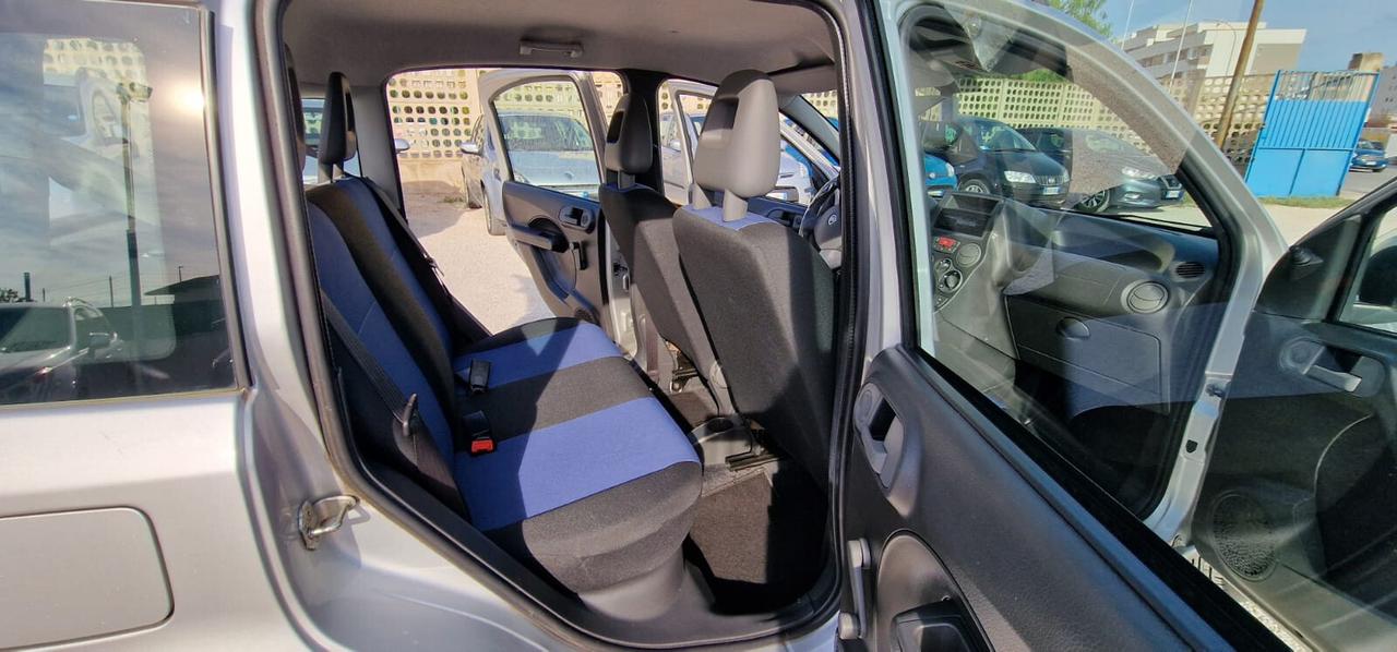 Fiat Panda 1.2 Emotion 2011 138.000km