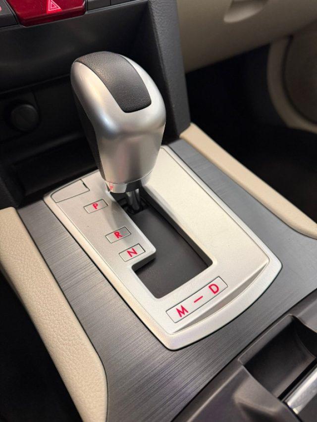 SUBARU OUTBACK 2.0D CVT Exclusive //FULL OPTIONAL//