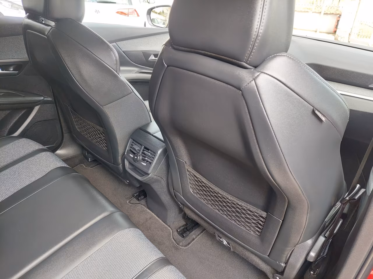 Peugeot 3008 BlueHDi 130 S&S EAT8 Allure