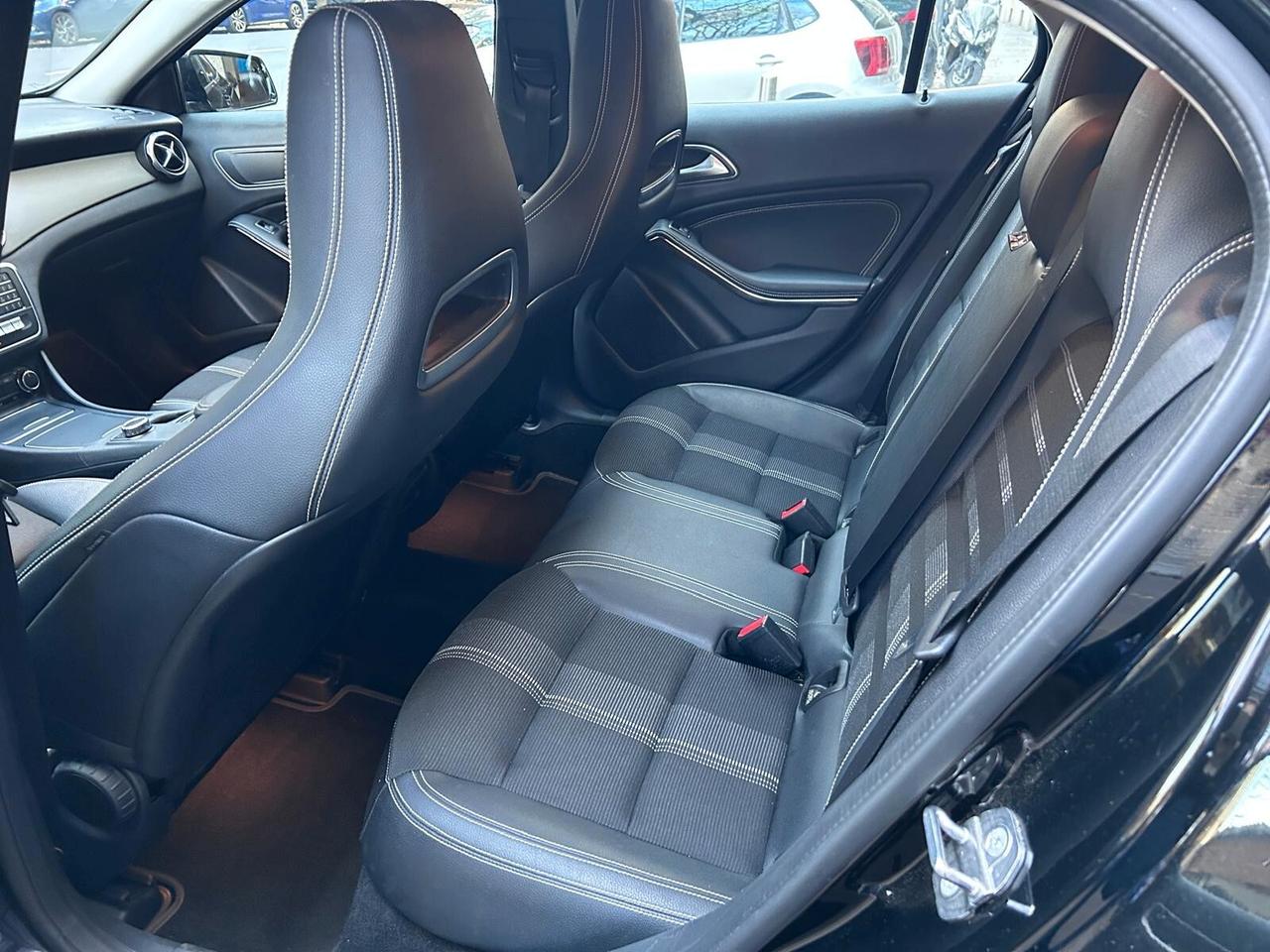 Mercedes-benz GLA 200 d Automatic Premium