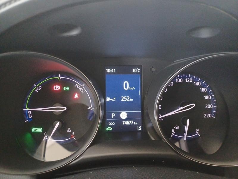 TOYOTA C-HR 1.8H 98CV E-CVT Business