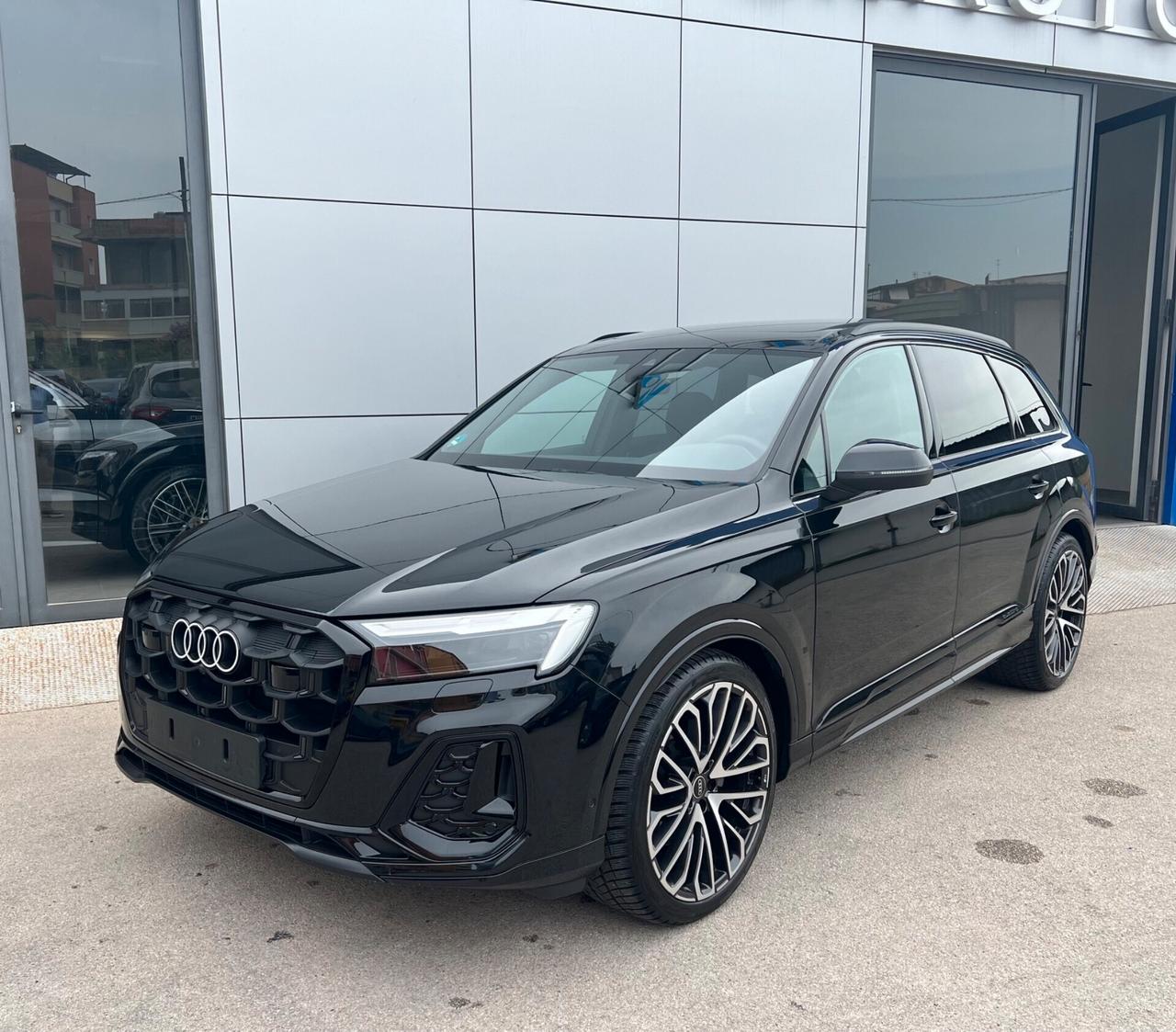 Audi Q7 45 Sline quattro possibilità noleggio noscoring