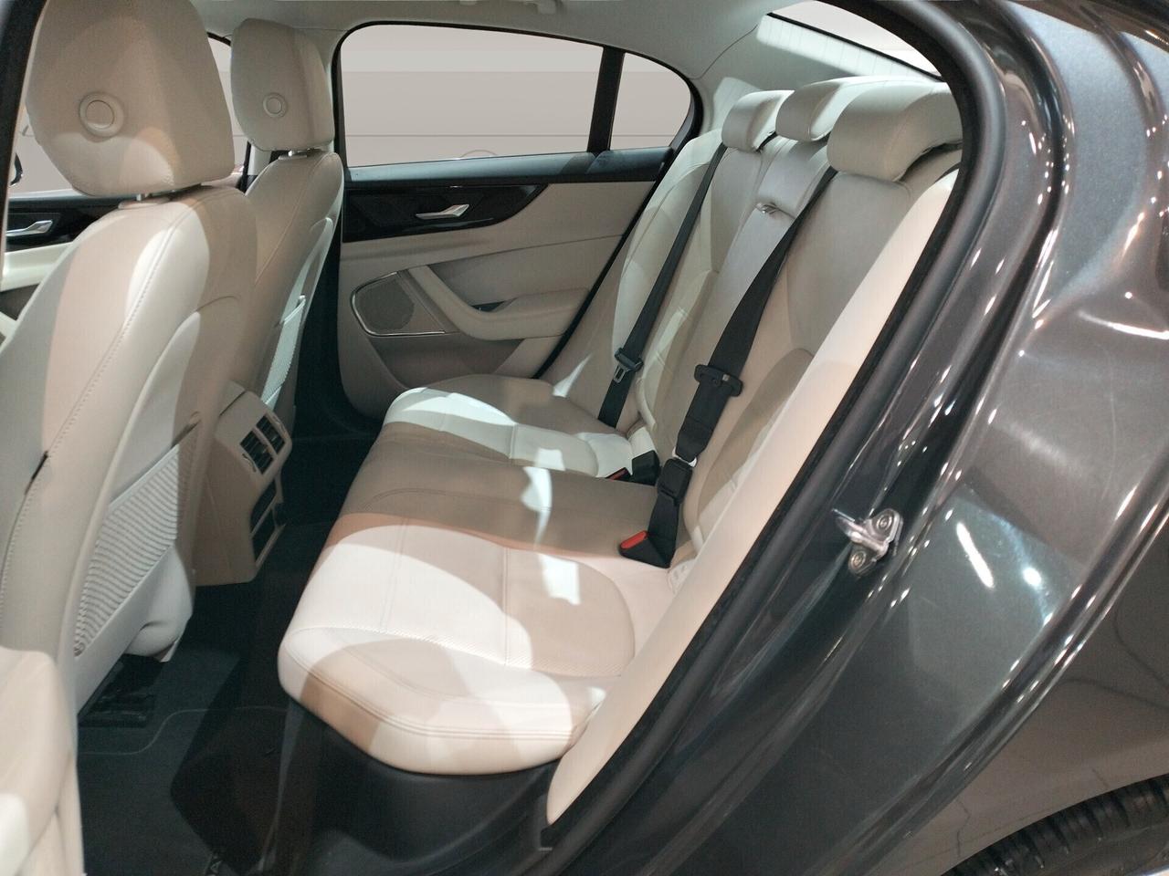 Jaguar XE 2.0d i4 S awd 180cv auto