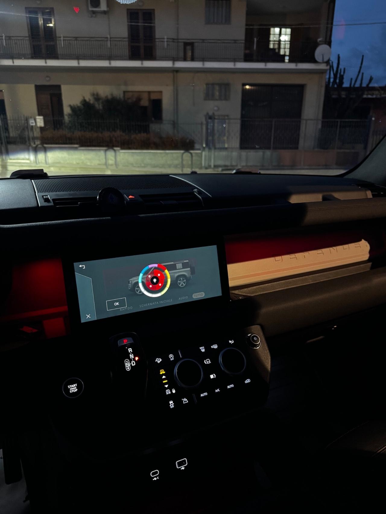 Land Rover Defender 110 3.0D I6 200 CV AWD Auto X-Dynamic+Tetto