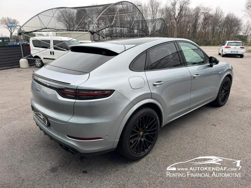 Porsche Cayenne Coupe 3.0 e-hybrid 5p.ti tiptronic SUBENTRO LEASING