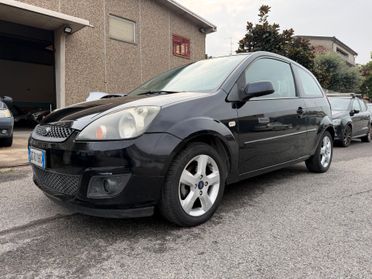 Ford Fiesta 1.2 16V 3p. Ghia